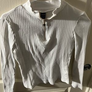 White long sleeve with half zipper